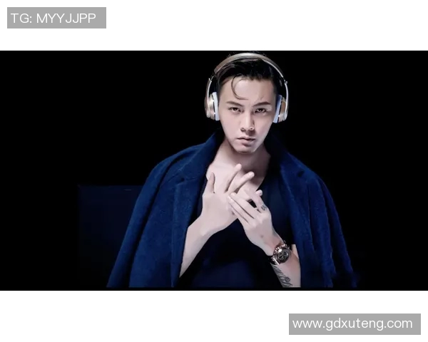 足球明星与中国风完美结合的高清壁纸尽在这里尽情欣赏与下载